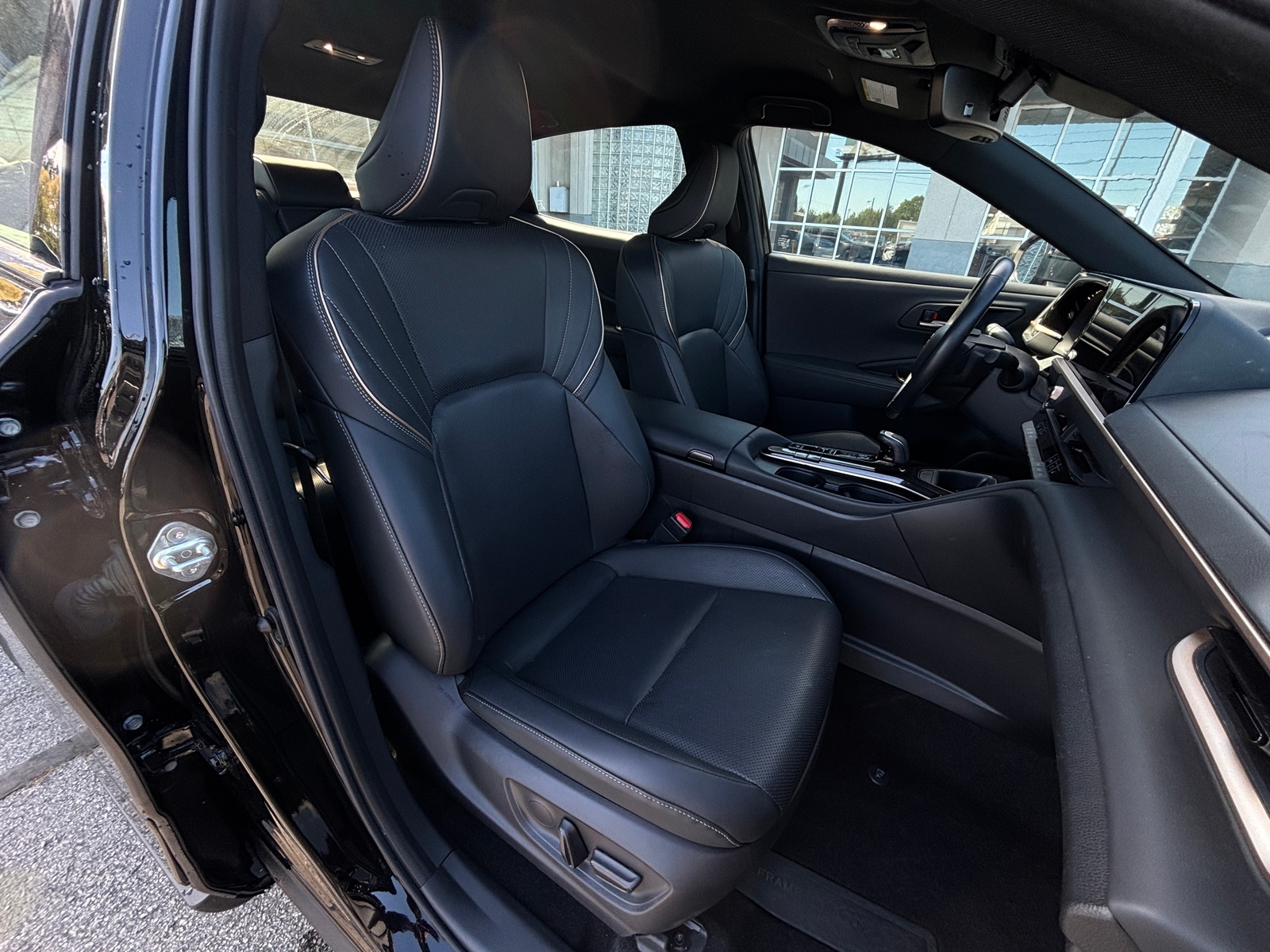 Thumbnail: 2025 Toyota Crown - 2