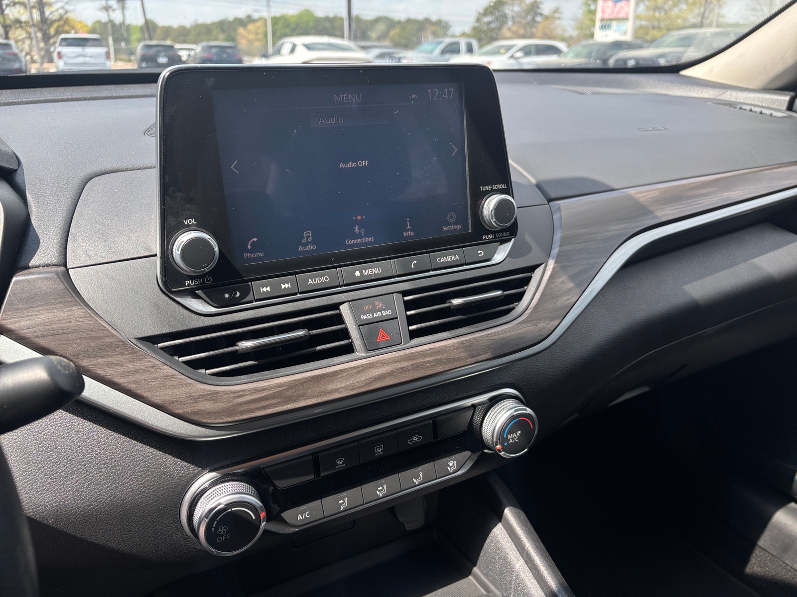 Thumbnail: 2025 Nissan Altima - 4