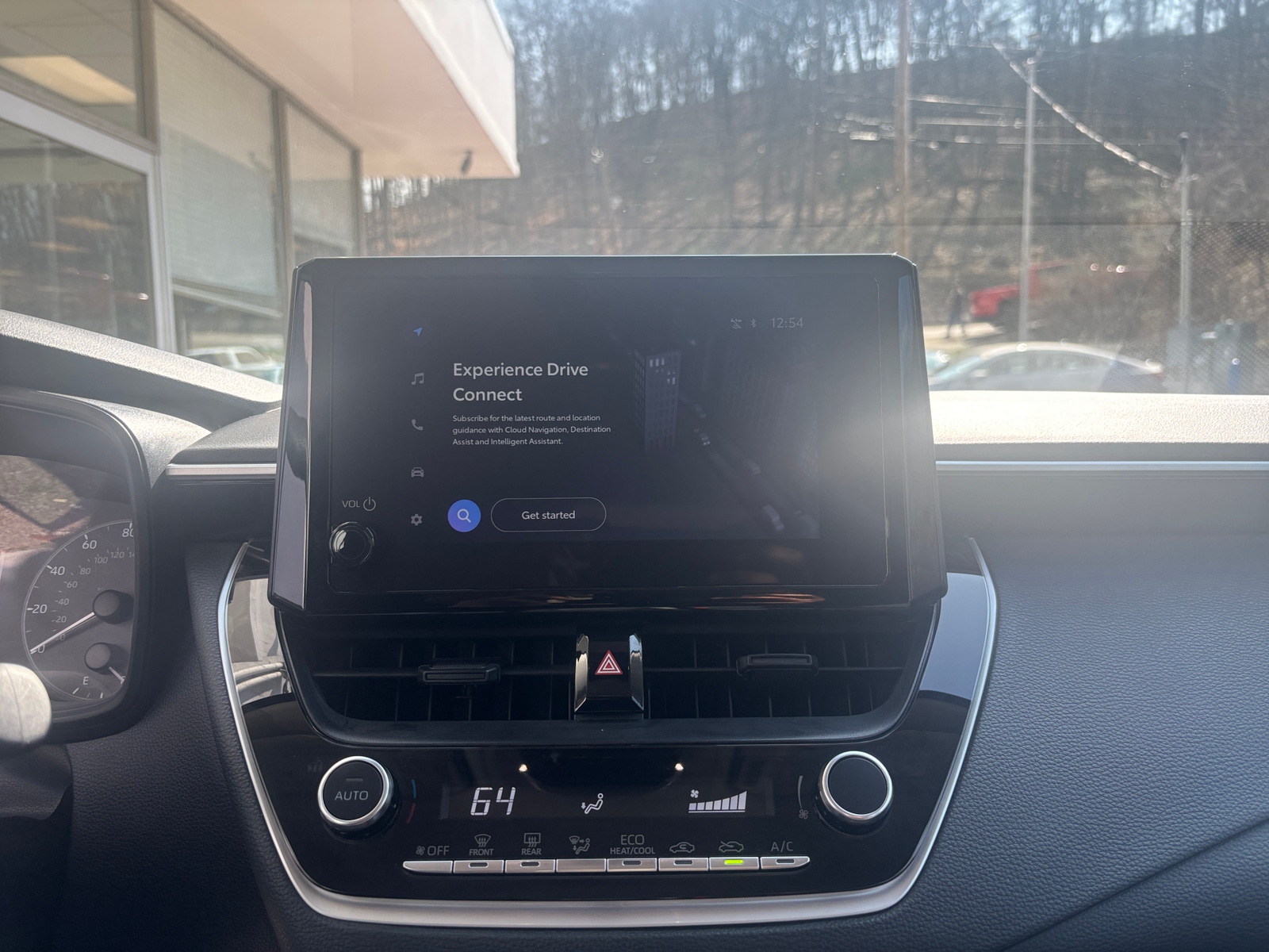 Thumbnail: 2025 Toyota Corolla - 4