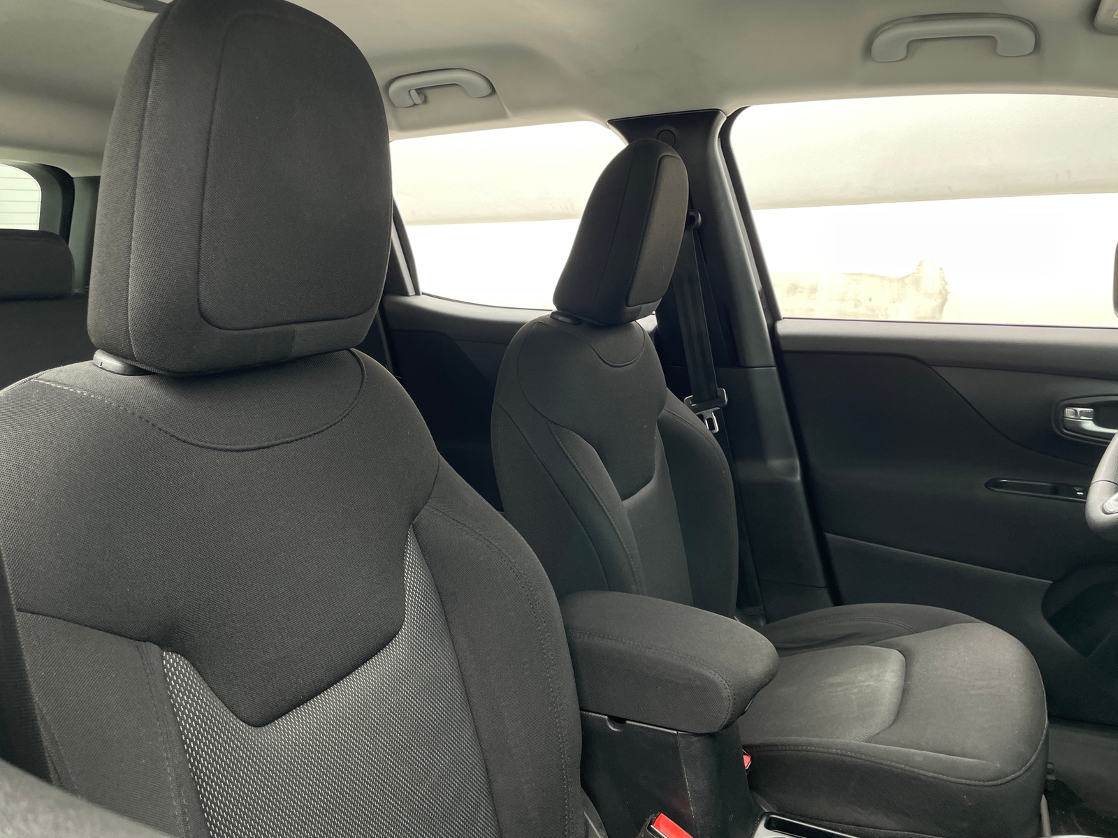 Thumbnail: 2018 Jeep Renegade - 2