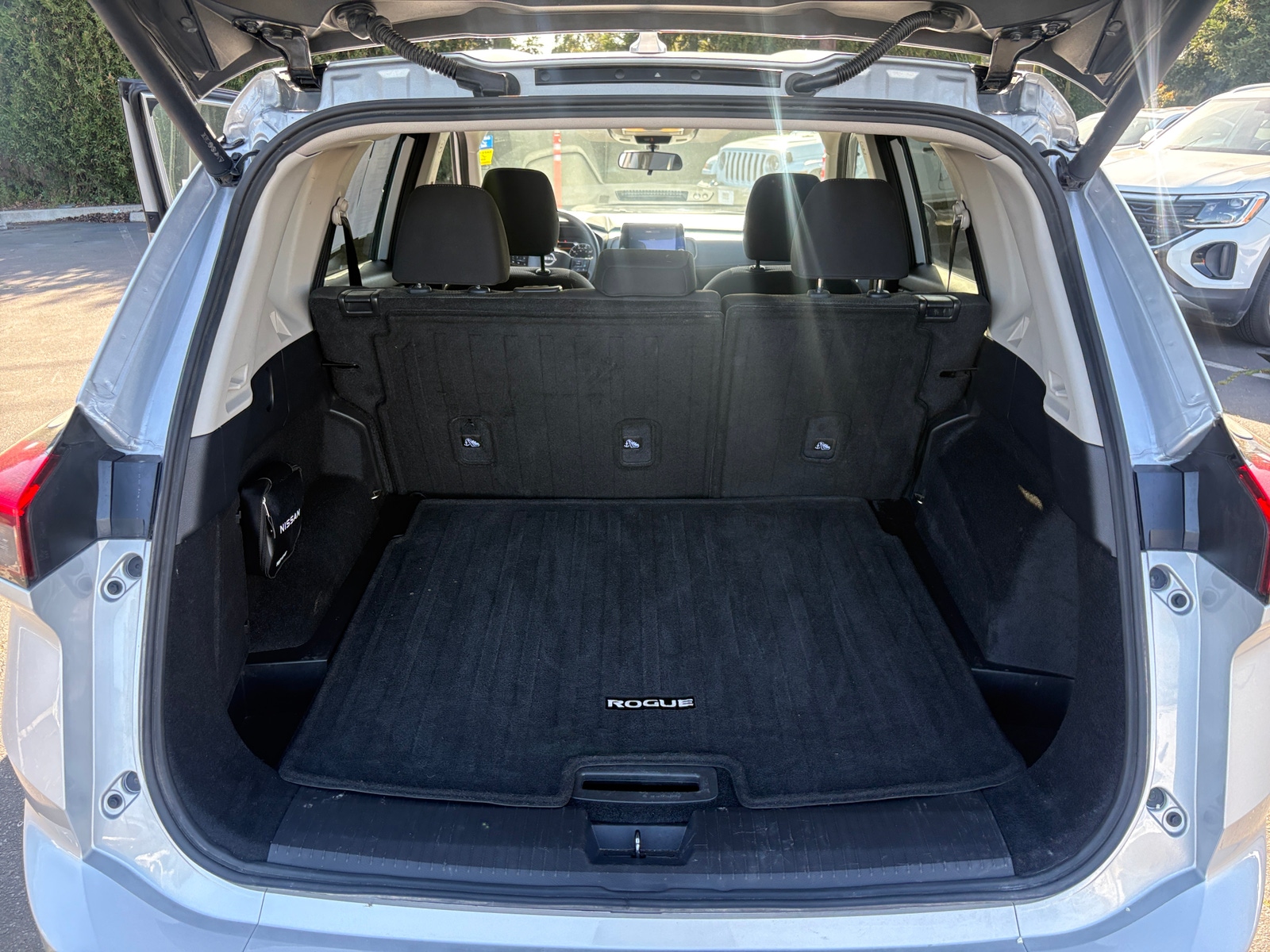 Thumbnail: 2025 Nissan Rogue - 6