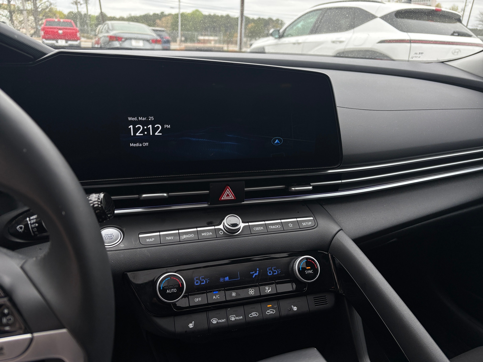 Thumbnail: 2025 Hyundai Elantra - 4