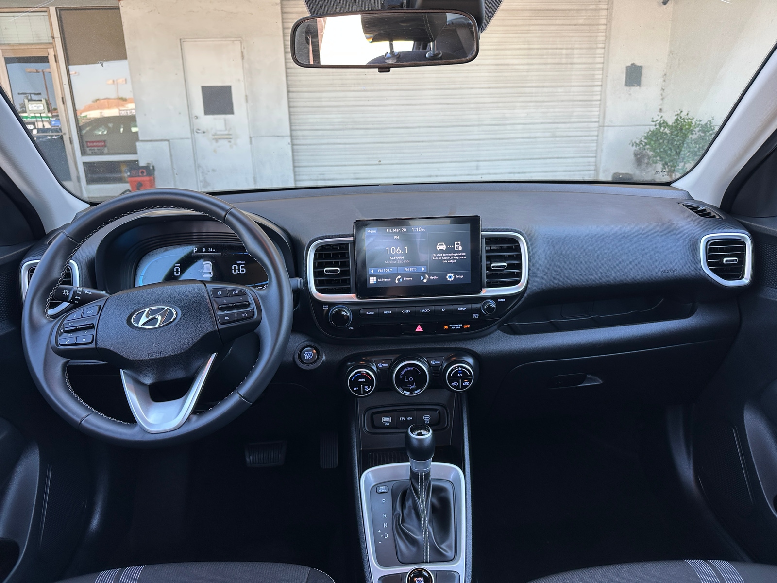 Thumbnail: 2025 Hyundai Venue - 3