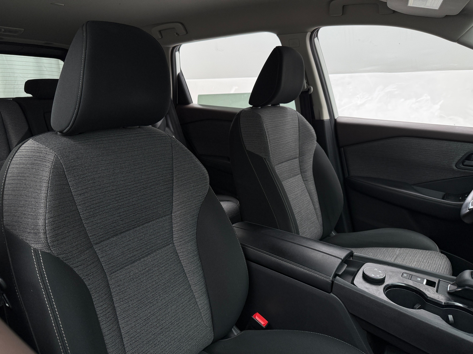 Thumbnail: 2022 Nissan Rogue - 2