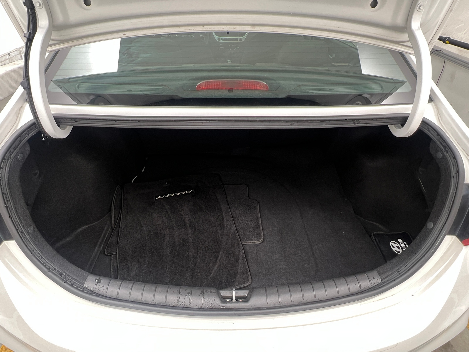 Thumbnail: 2022 Hyundai Accent - 7