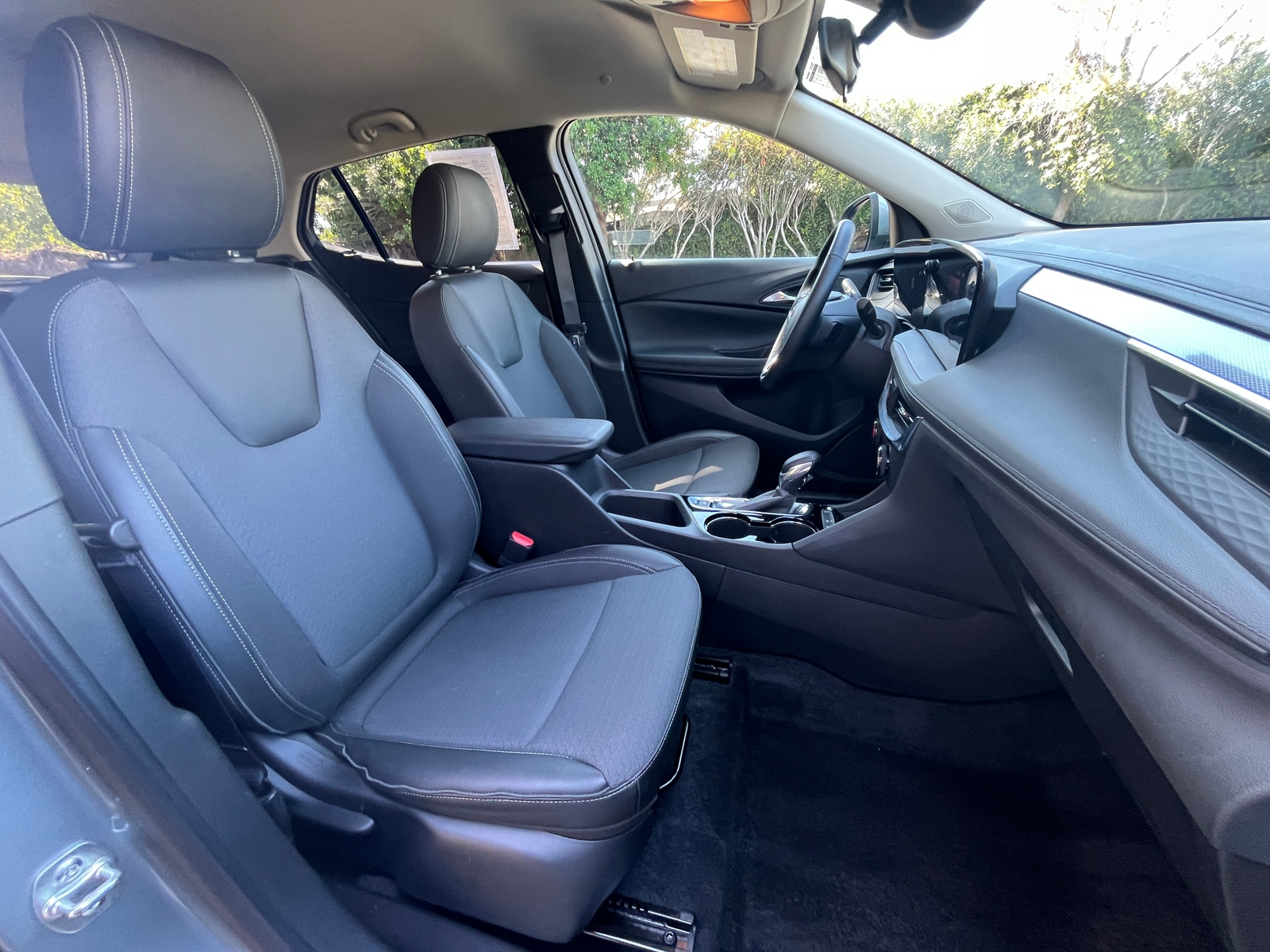 Thumbnail: 2025 Buick Encore GX - 2