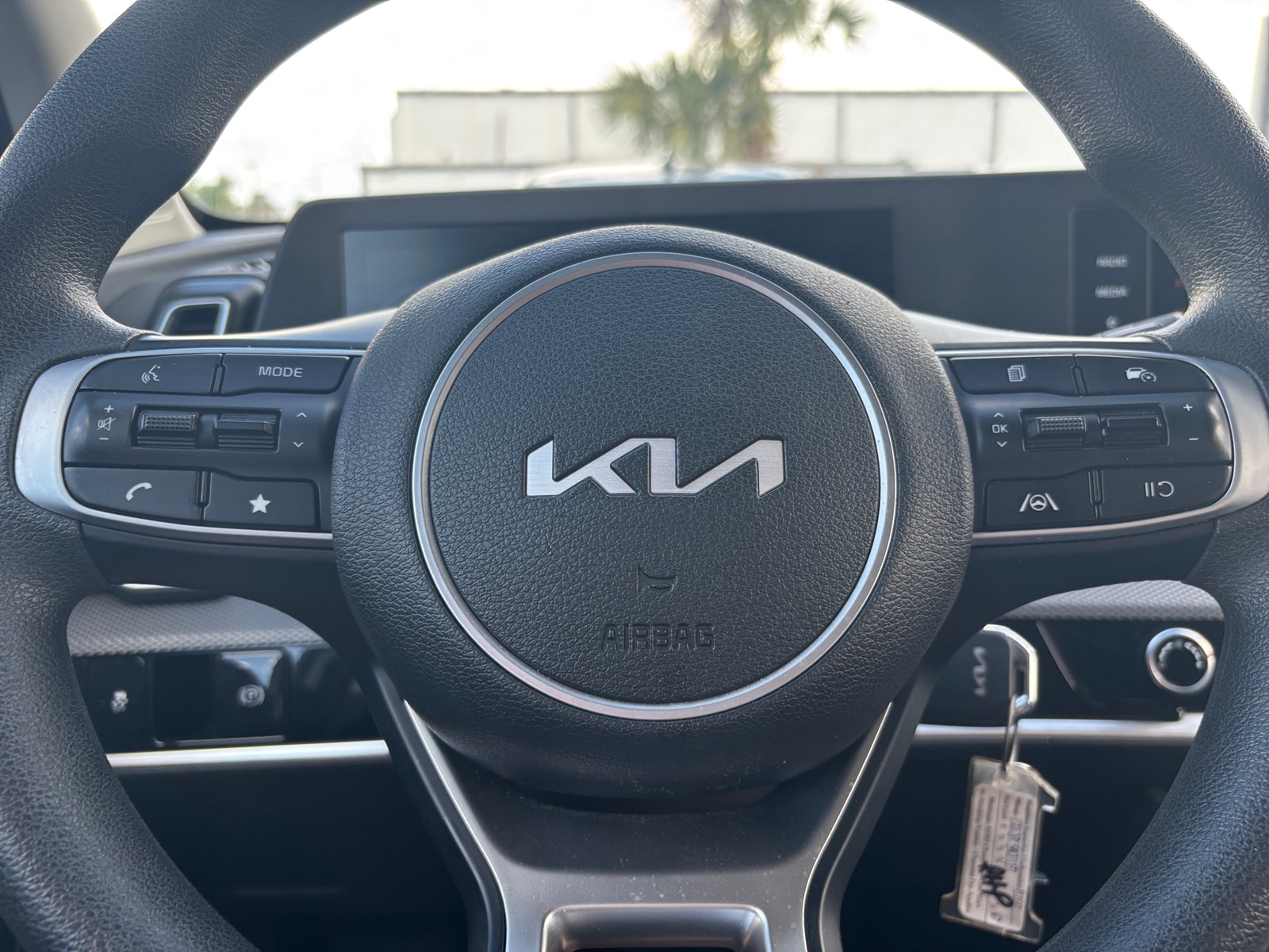 Thumbnail: 2025 Kia Sportage - 5