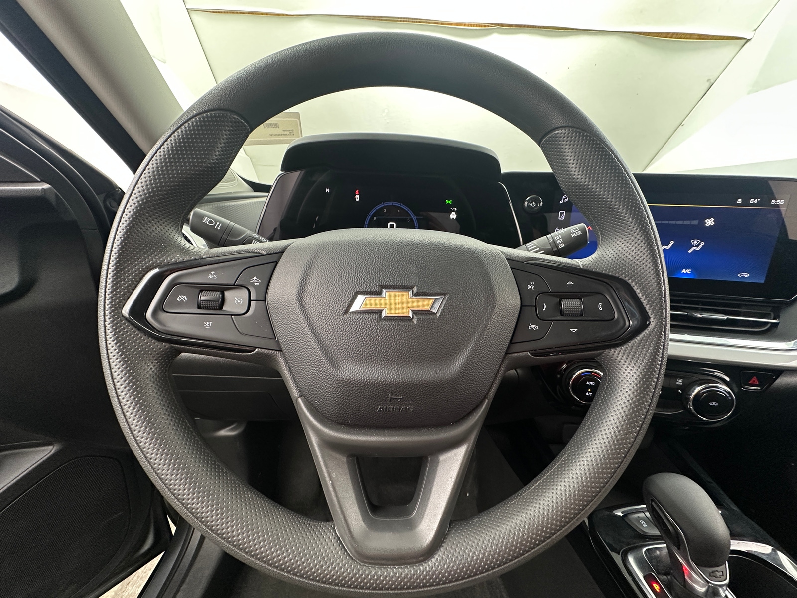 Thumbnail: 2025 Chevrolet Trax - 5