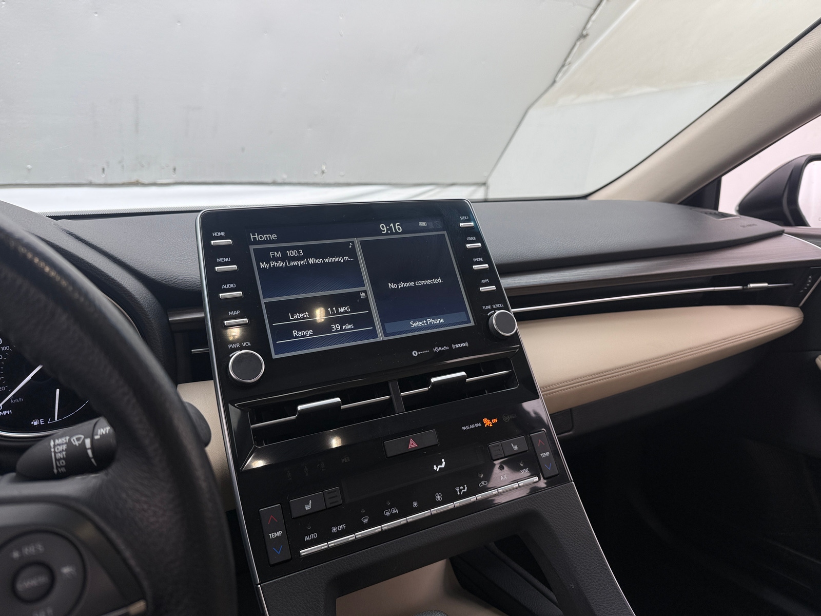 Thumbnail: 2019 Toyota Avalon - 3