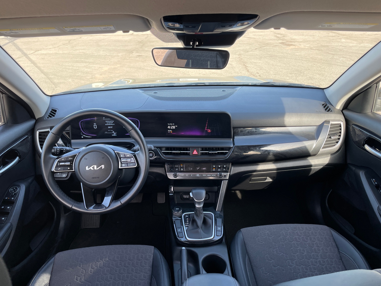 Thumbnail: 2025 Kia Seltos - 3