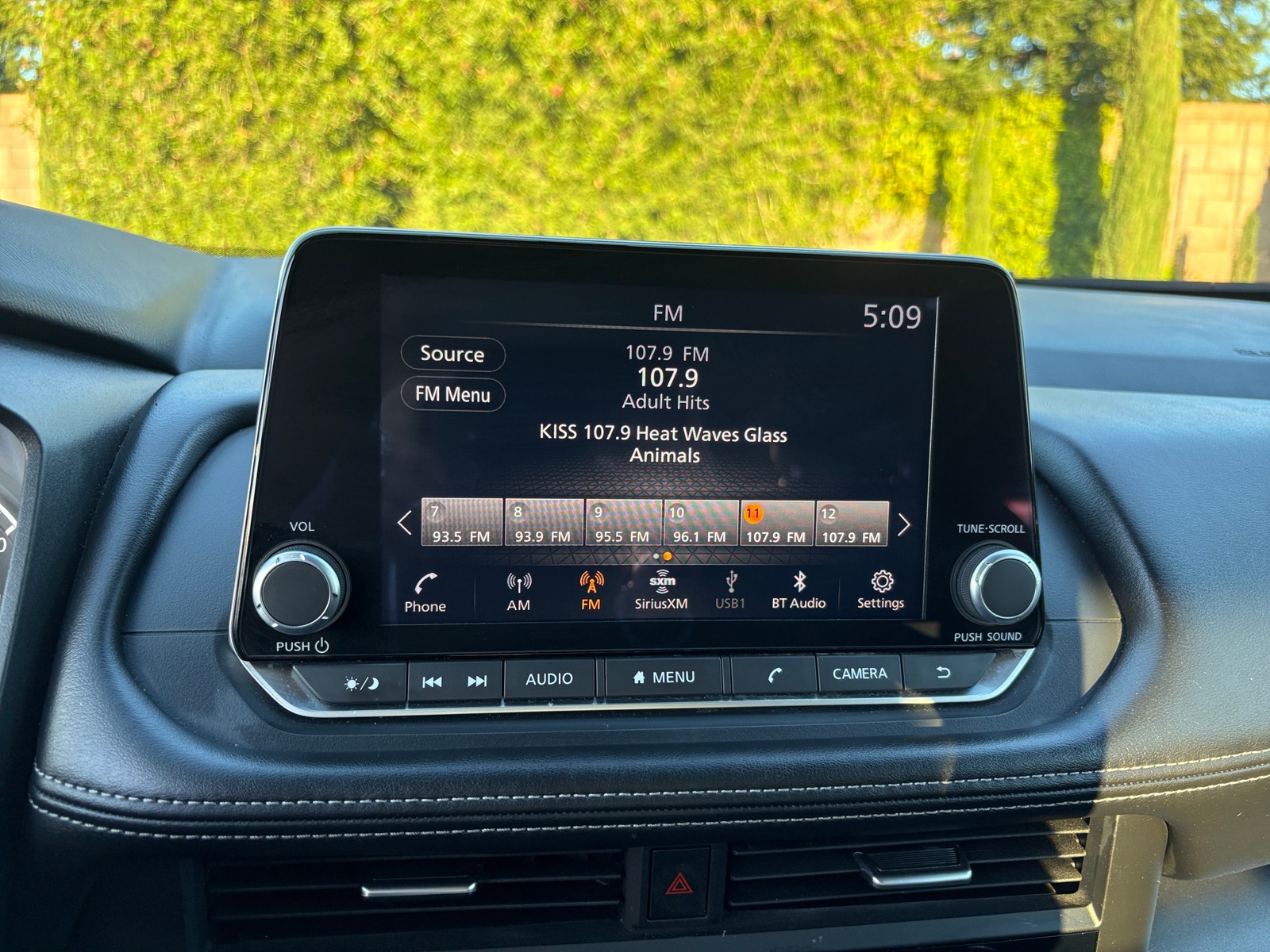 Thumbnail: 2025 Nissan Rogue - 4