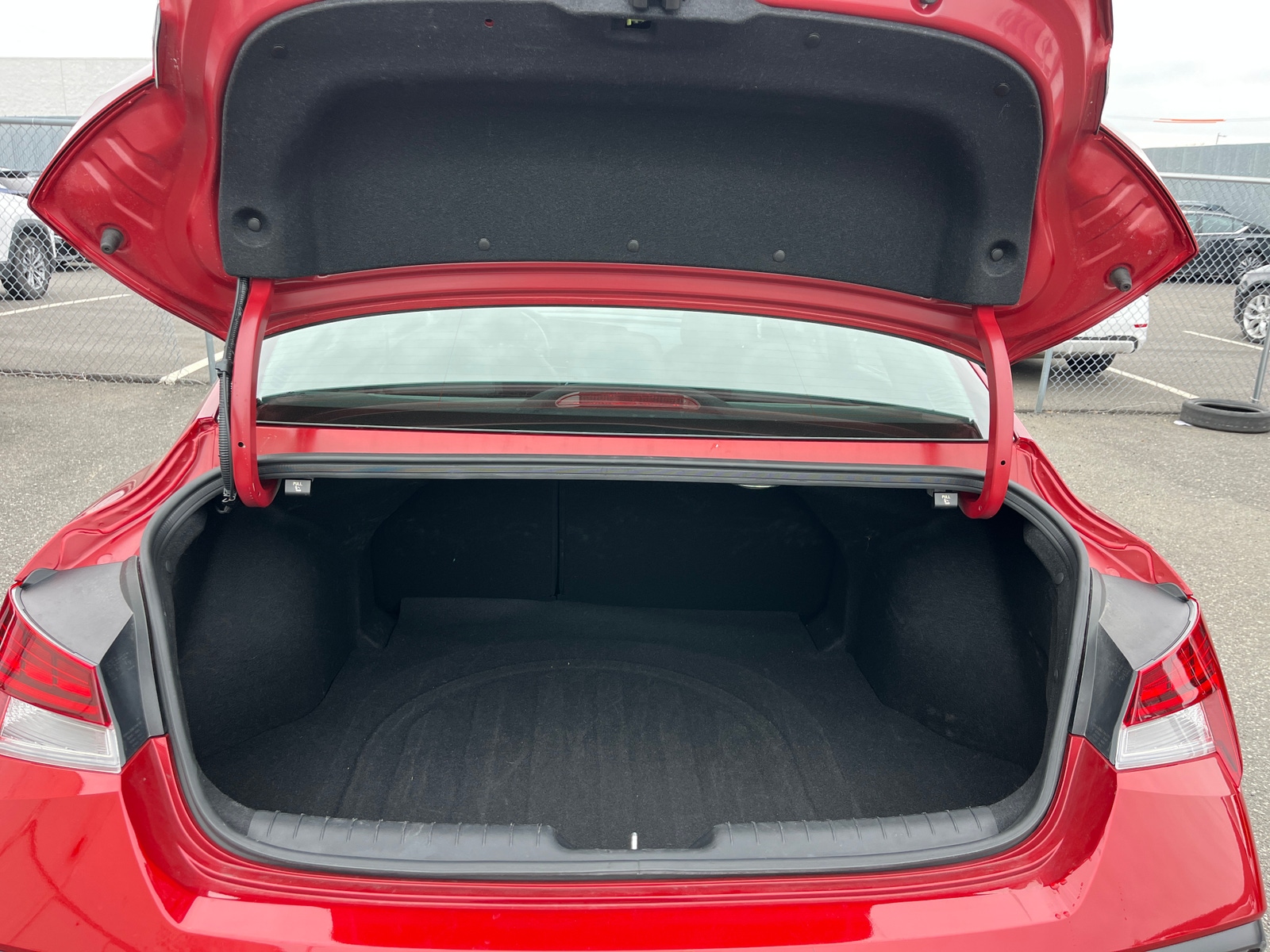 Thumbnail: 2025 Hyundai Elantra - 6