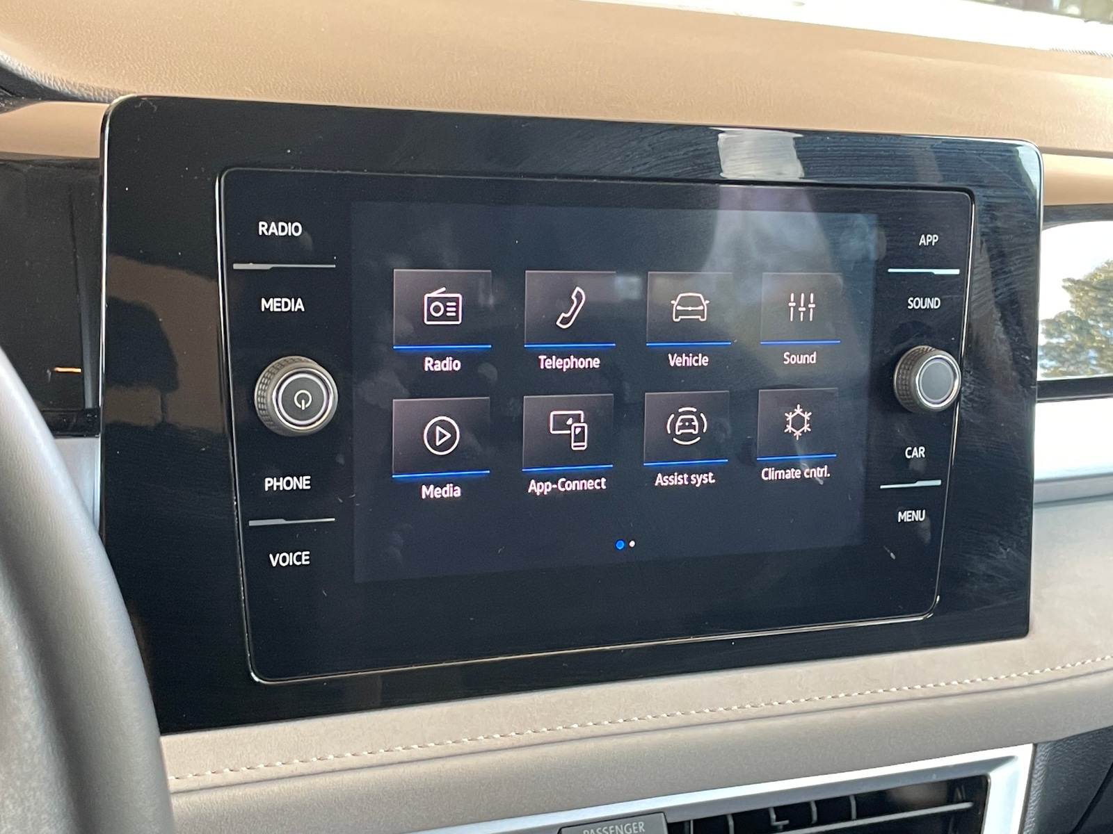 Thumbnail: 2025 Volkswagen Taos - 4