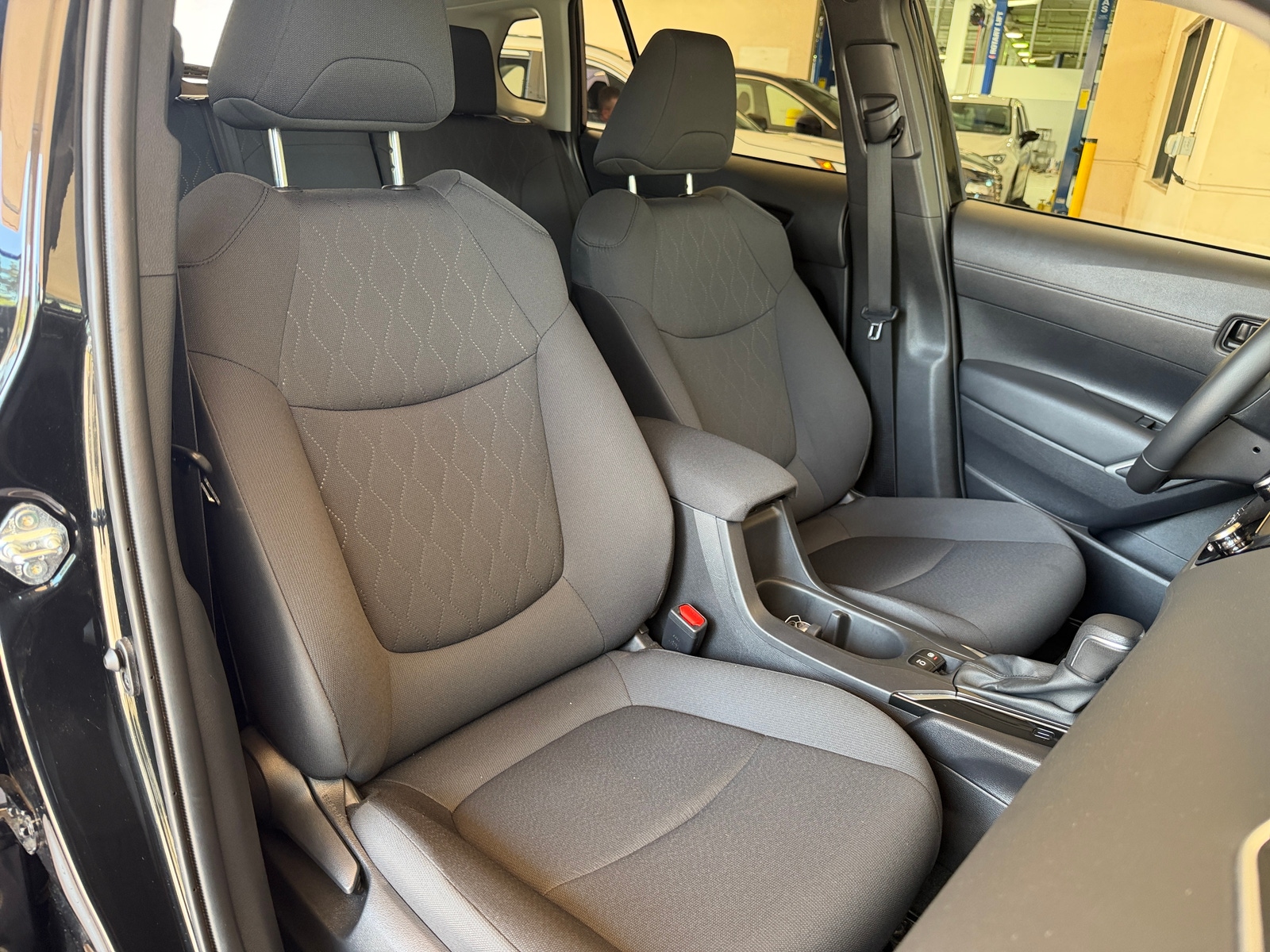 Thumbnail: 2025 Toyota Corolla Cross - 2