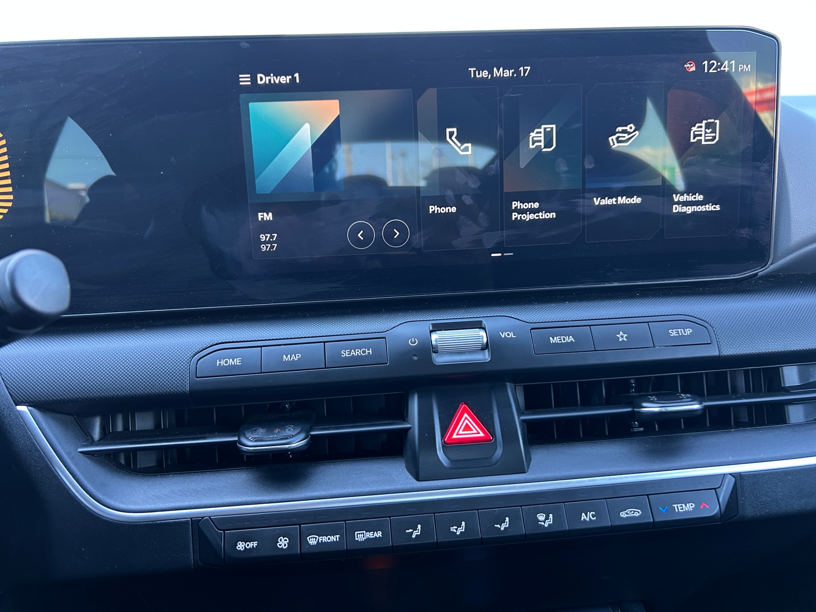 Thumbnail: 2025 Kia K4 - 4