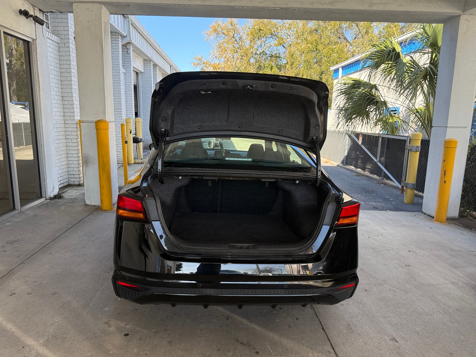 Thumbnail: 2025 Nissan Altima - 6