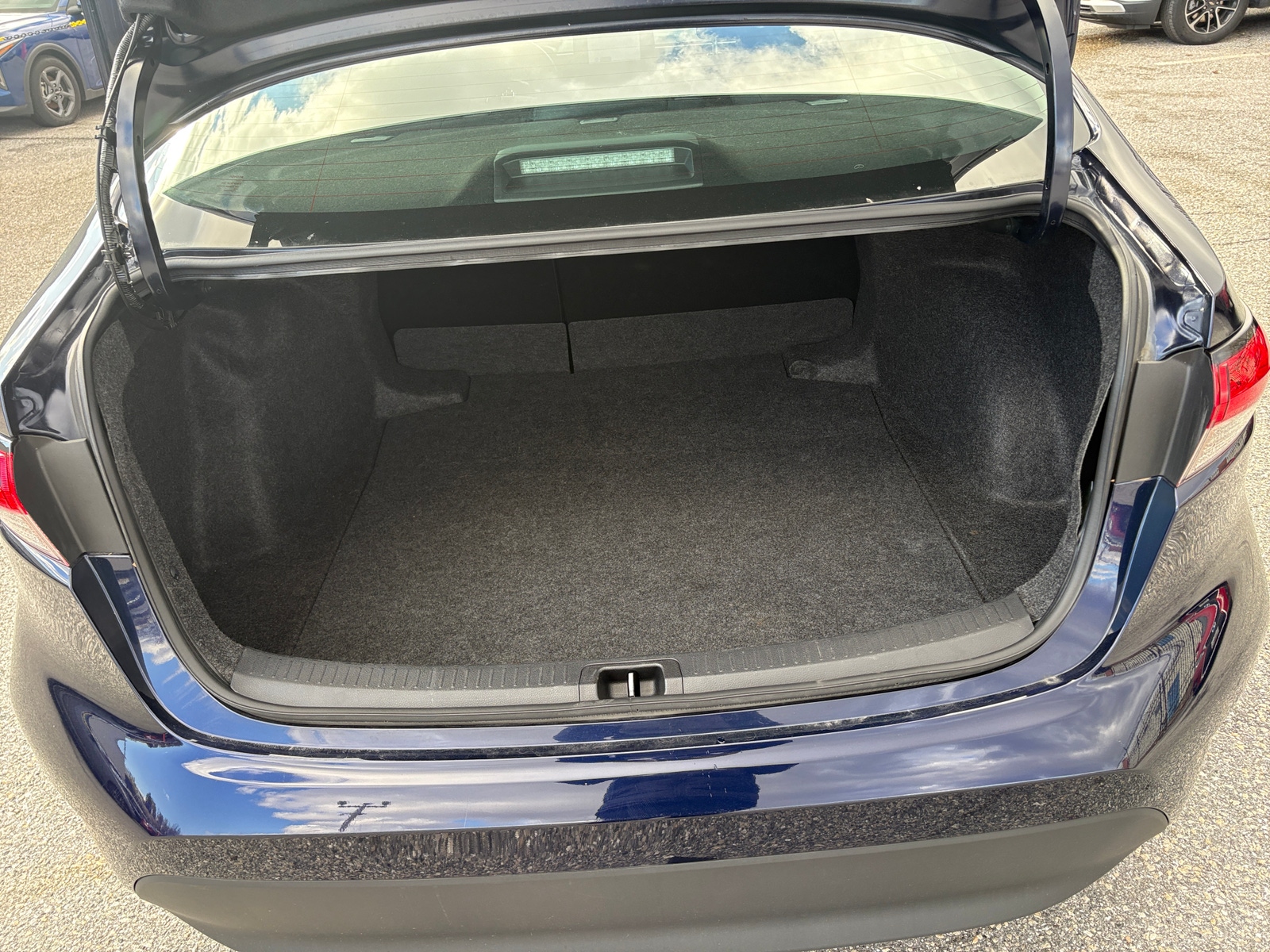 Thumbnail: 2025 Toyota Corolla - 6