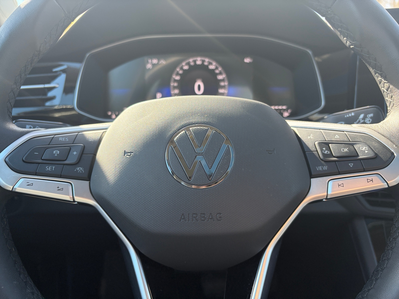 Thumbnail: 2025 Volkswagen Jetta - 4