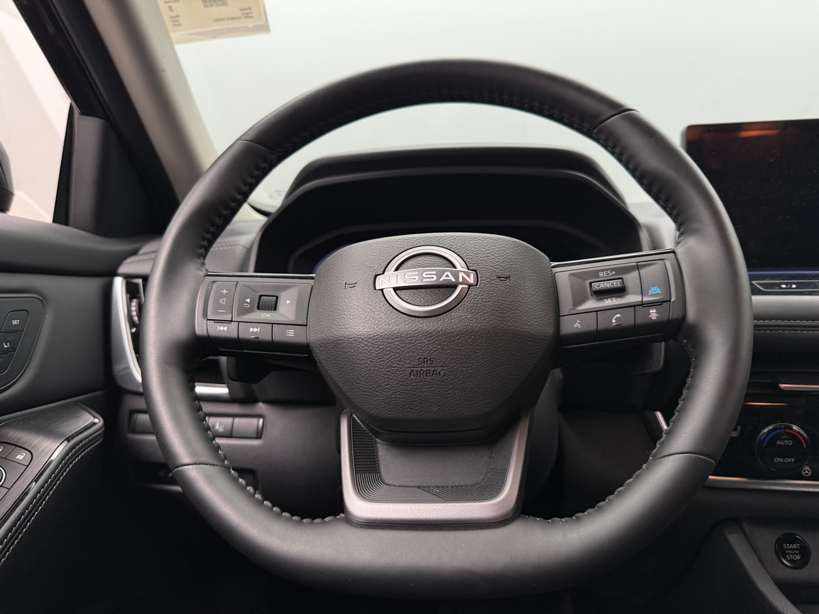 Thumbnail: 2025 Nissan Rogue - 4