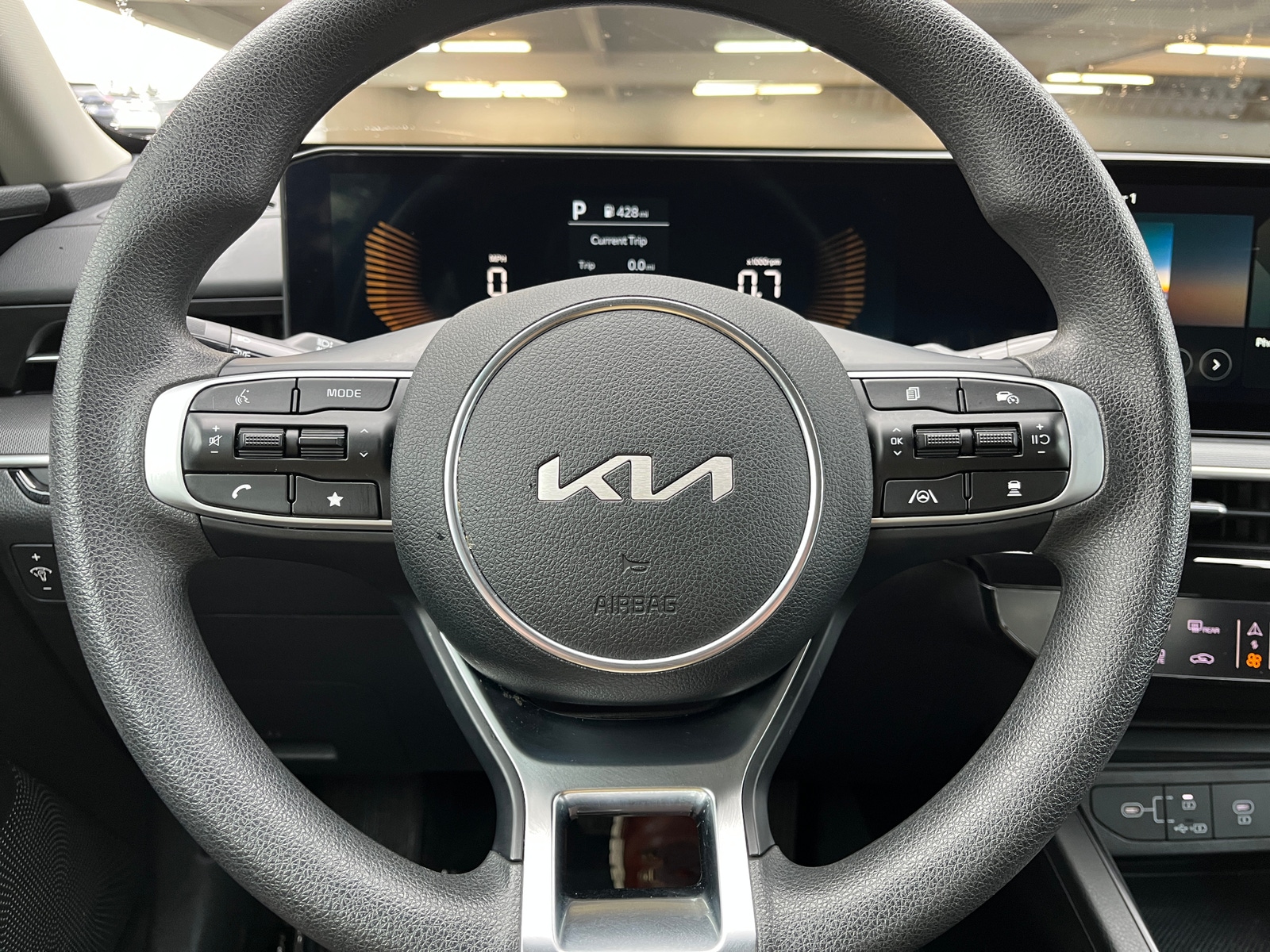 Thumbnail: 2025 Kia K5 - 5