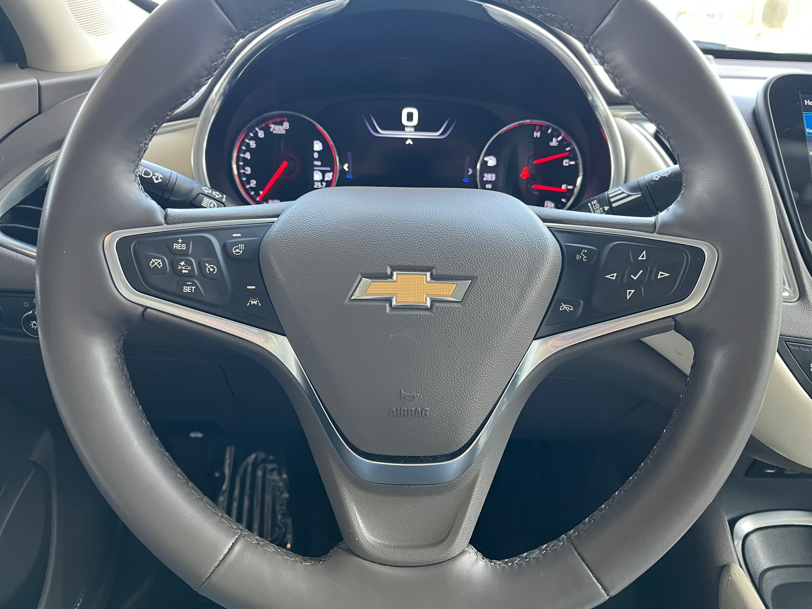 Thumbnail: 2024 Chevrolet Malibu - 5