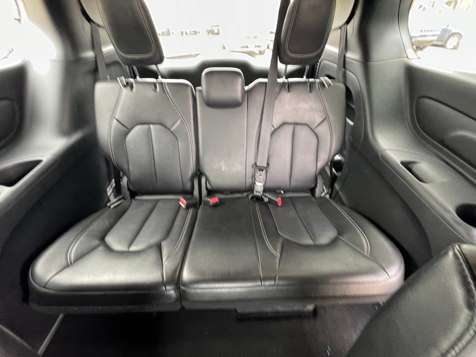 Thumbnail: 2025 Chrysler Pacifica - 6