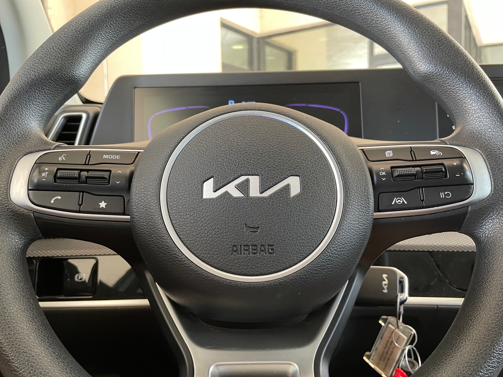 Thumbnail: 2025 Kia Sportage - 5