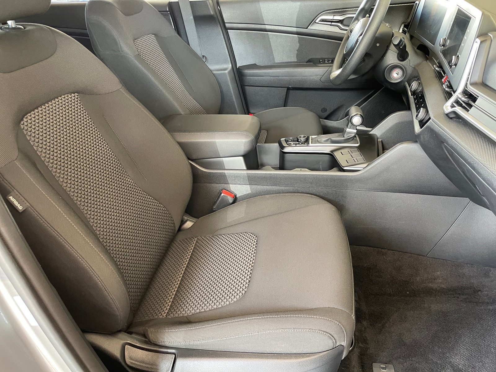 Thumbnail: 2025 Kia Sportage - 2