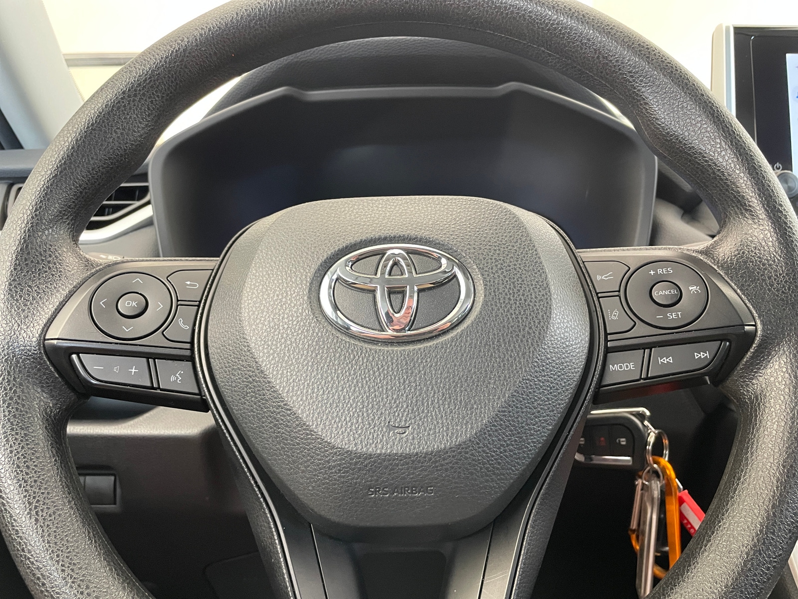 Thumbnail: 2025 Toyota RAV4 - 5