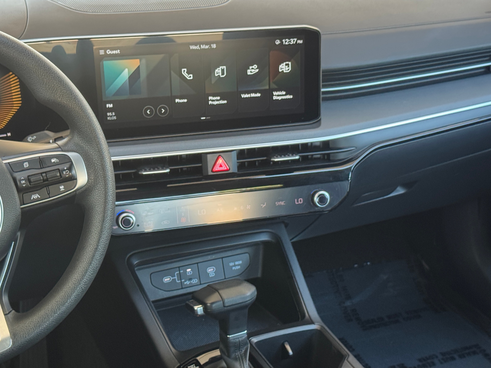 Thumbnail: 2025 Kia K5 - 4