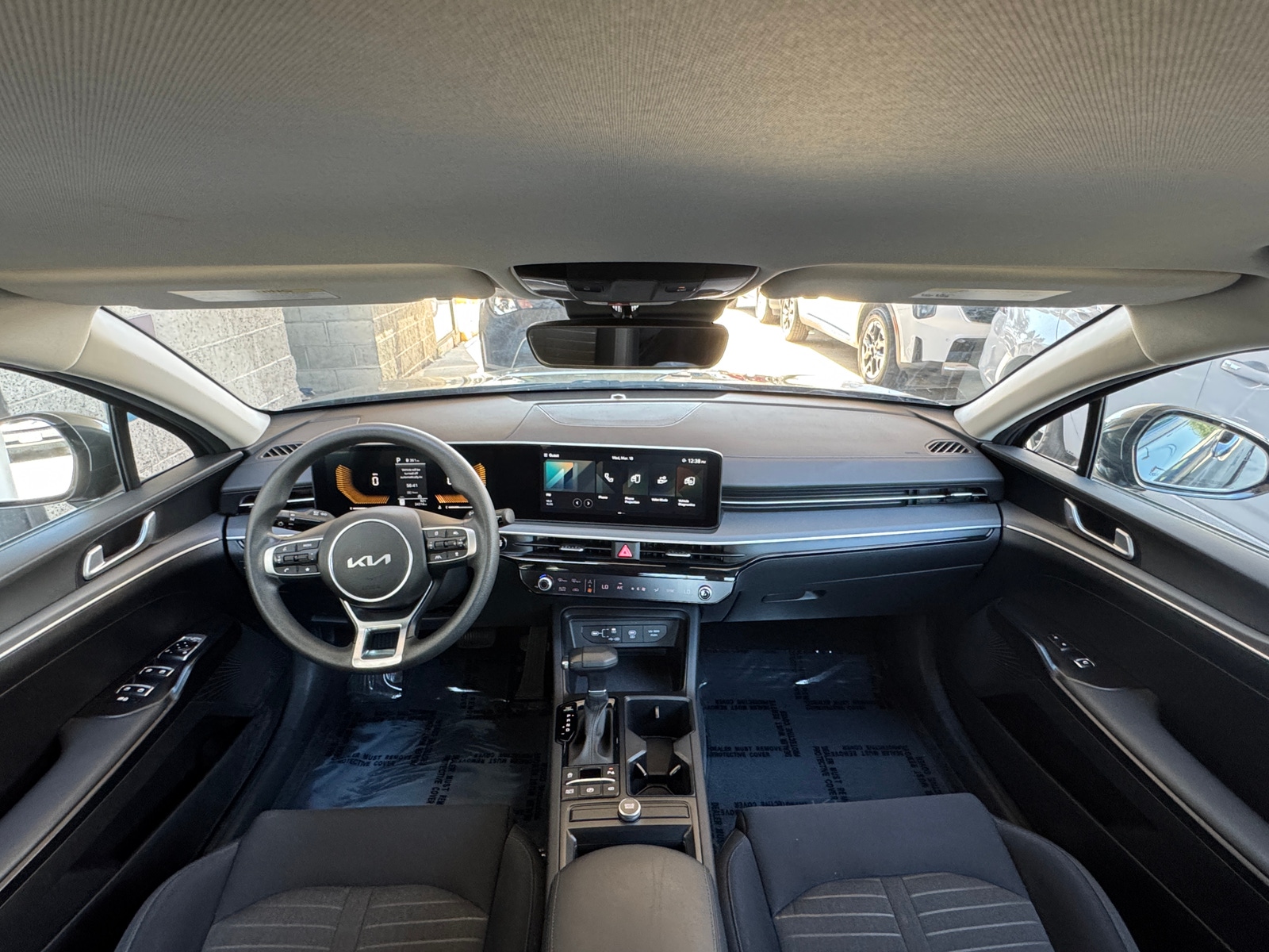 Thumbnail: 2025 Kia K5 - 3