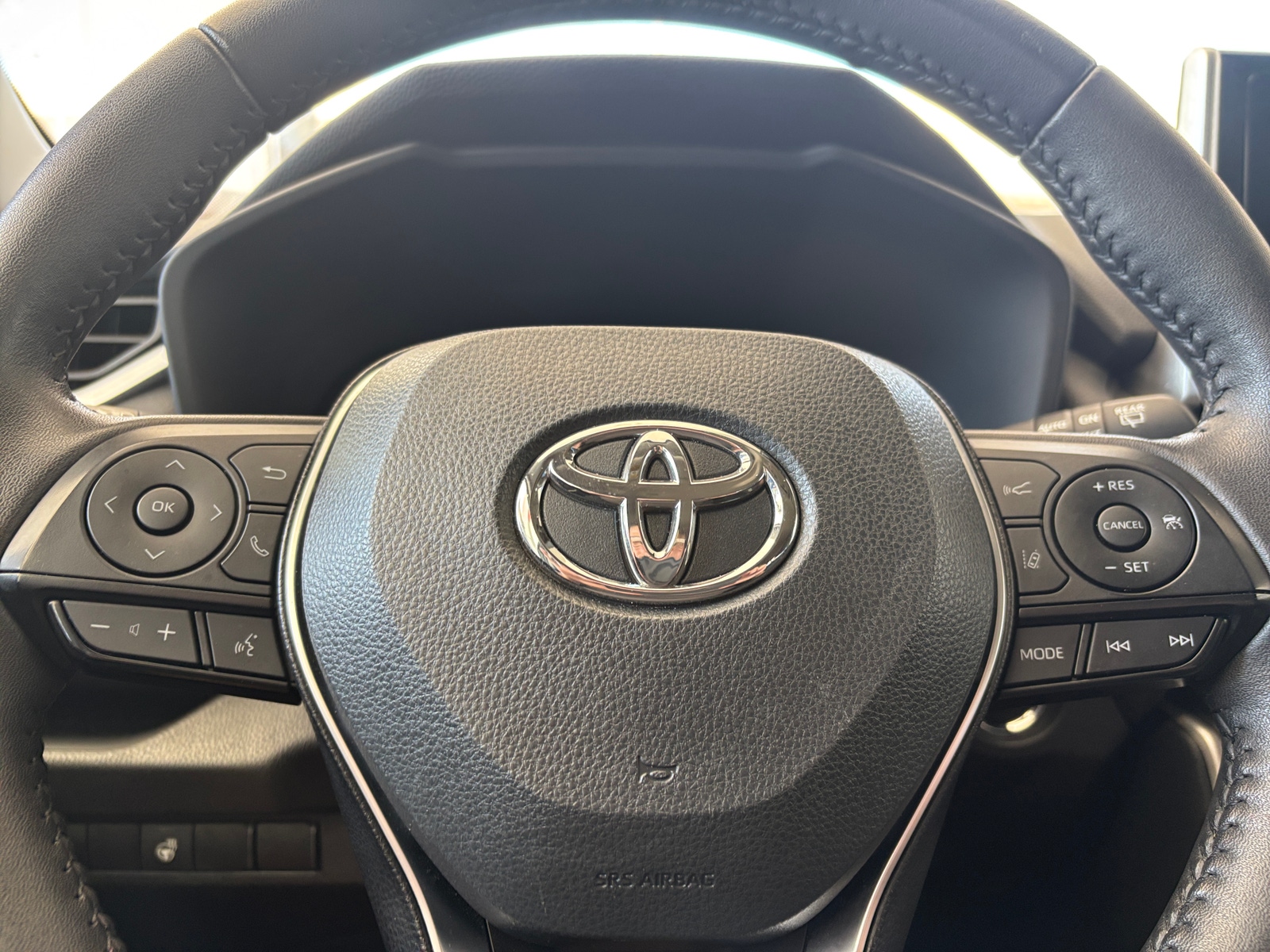 Thumbnail: 2025 Toyota RAV4 - 5