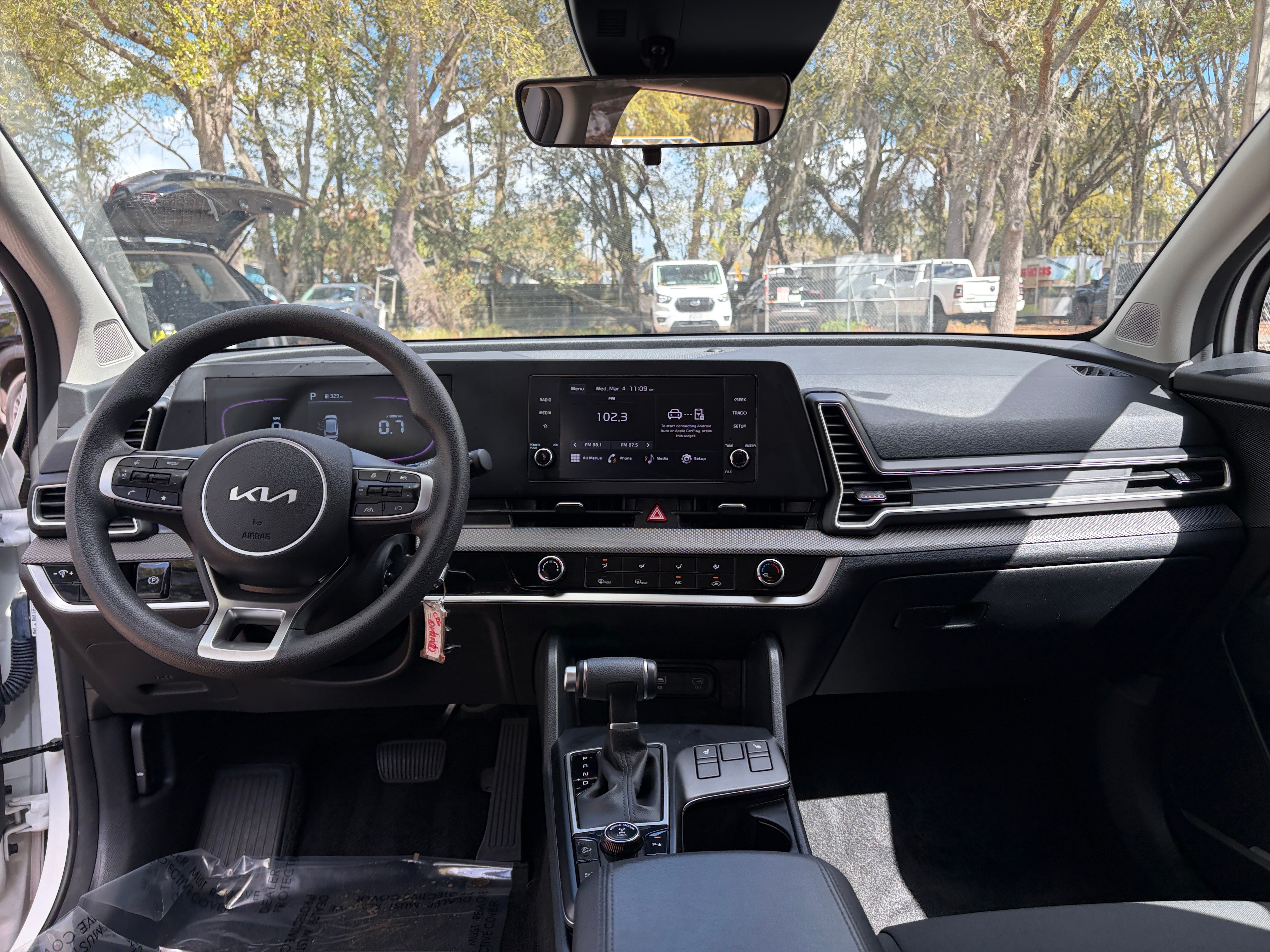 Thumbnail: 2025 Kia Sportage - 3