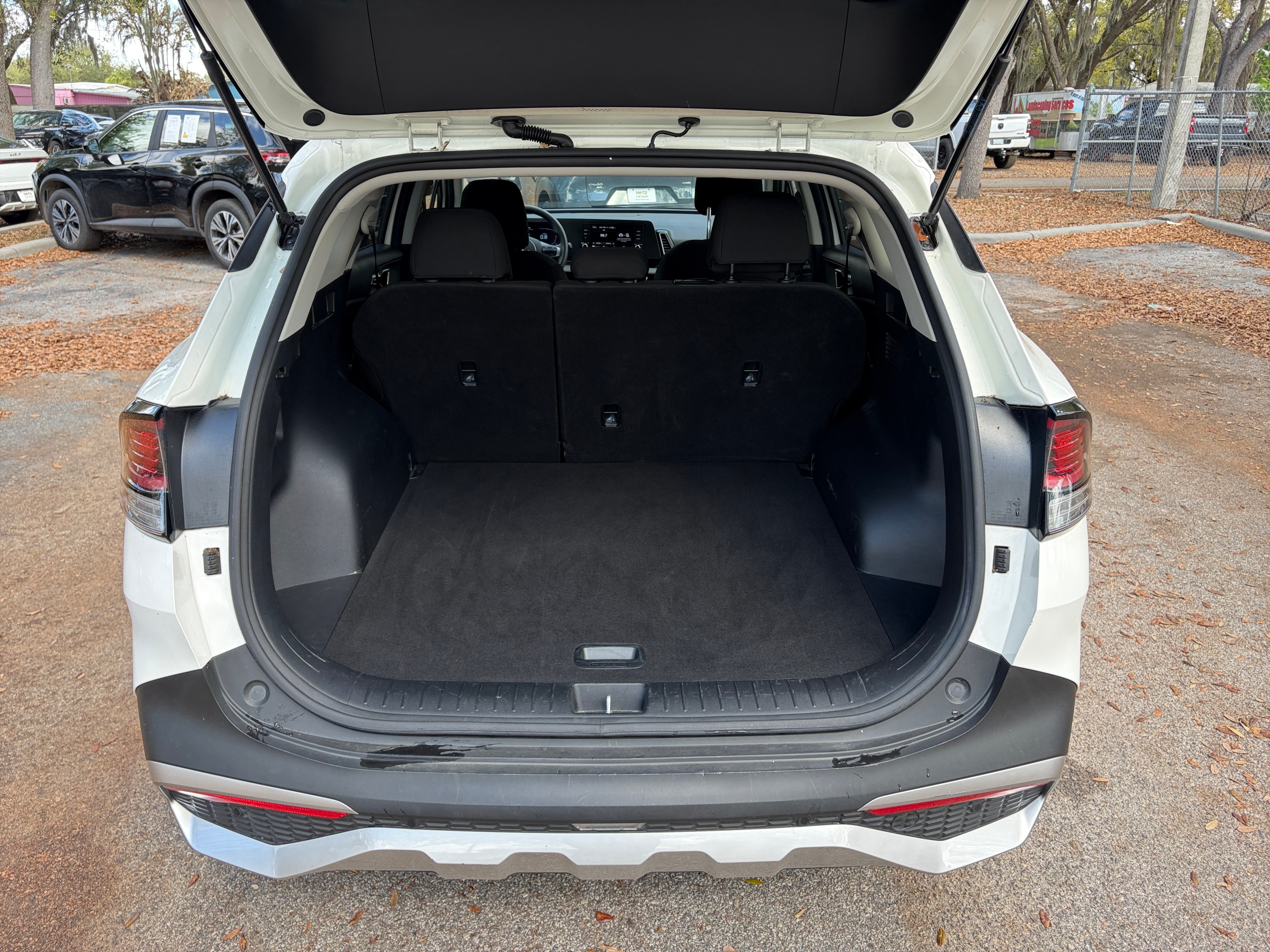 Thumbnail: 2025 Kia Sportage - 4