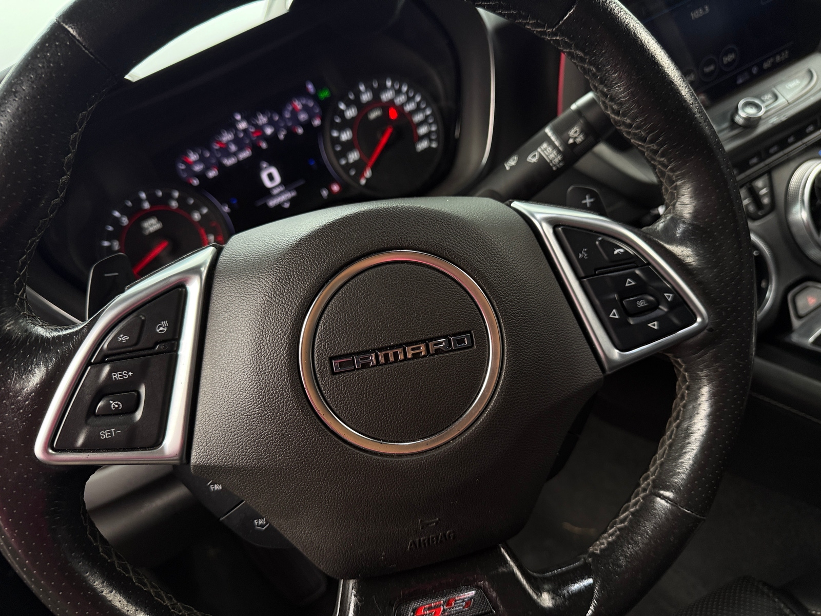 Thumbnail: 2019 Chevrolet Camaro - 3