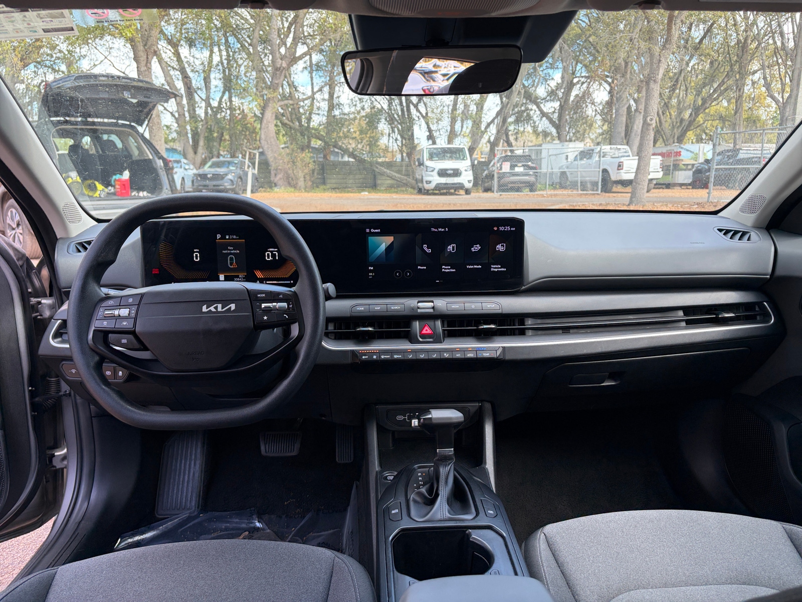 Thumbnail: 2025 Kia K4 - 3