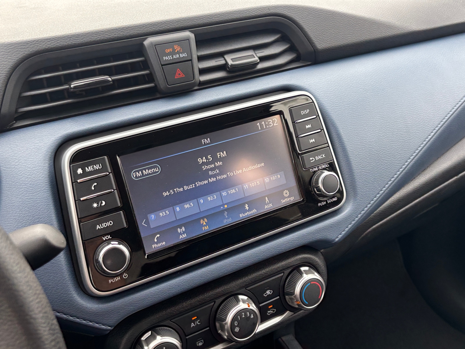 Thumbnail: 2025 Nissan Versa - 4