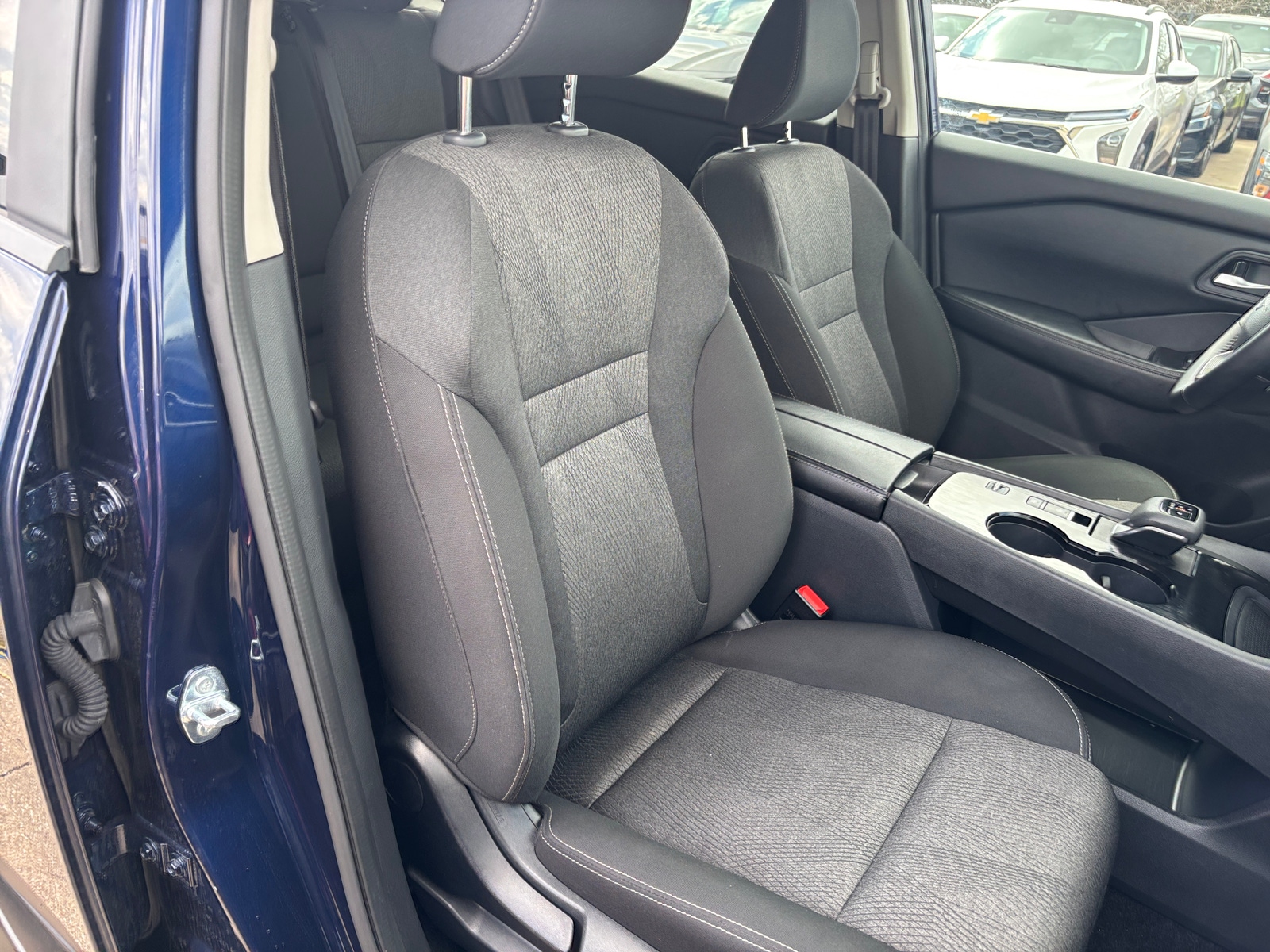 Thumbnail: 2025 Nissan Rogue - 2