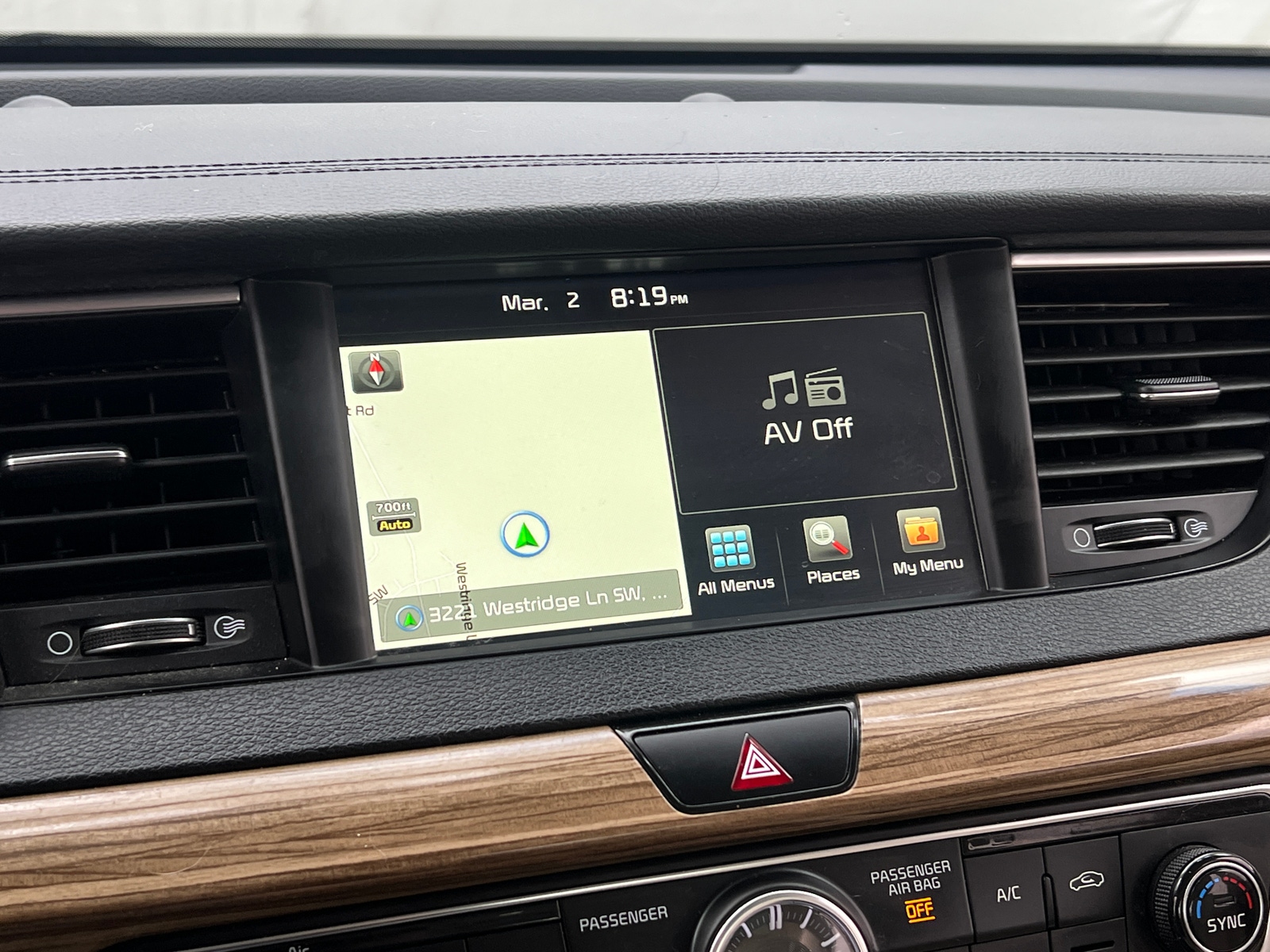 Thumbnail: 2017 Kia Cadenza - 3