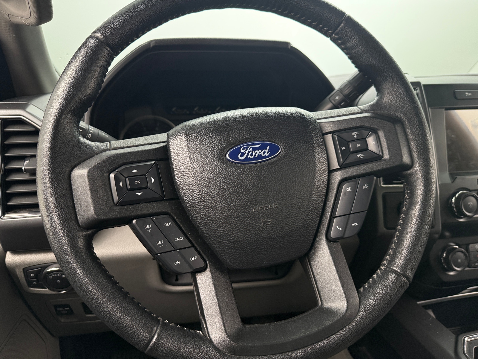 Thumbnail: 2020 Ford Econoline - 5