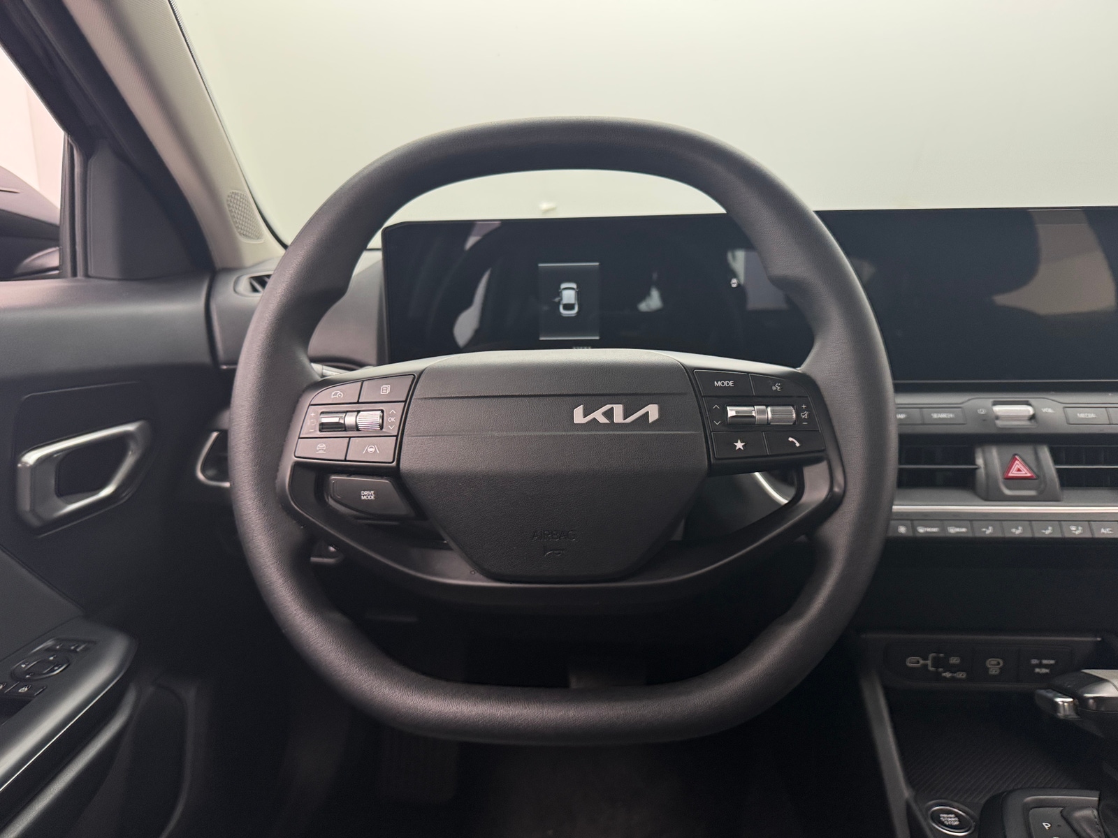 Thumbnail: 2025 Kia K4 - 5