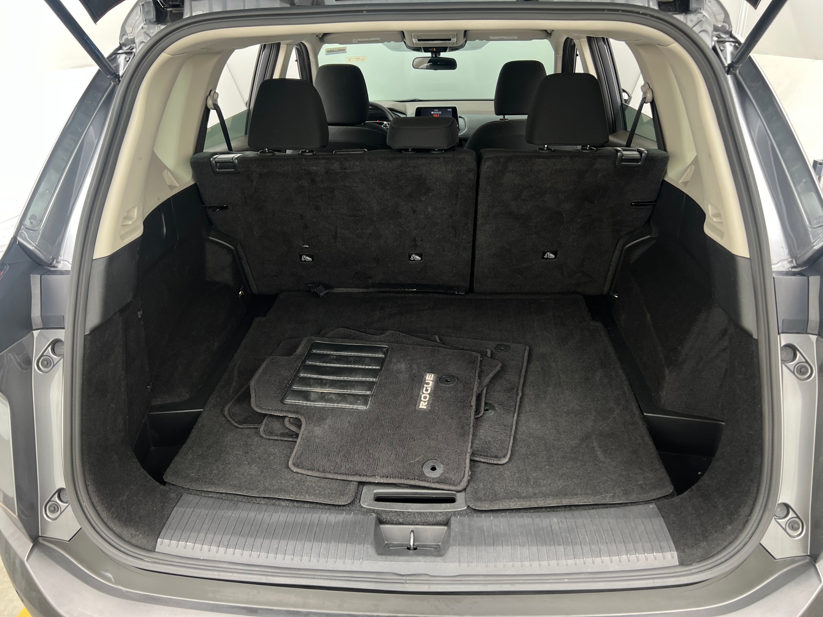 Thumbnail: 2023 Nissan Rogue - 7