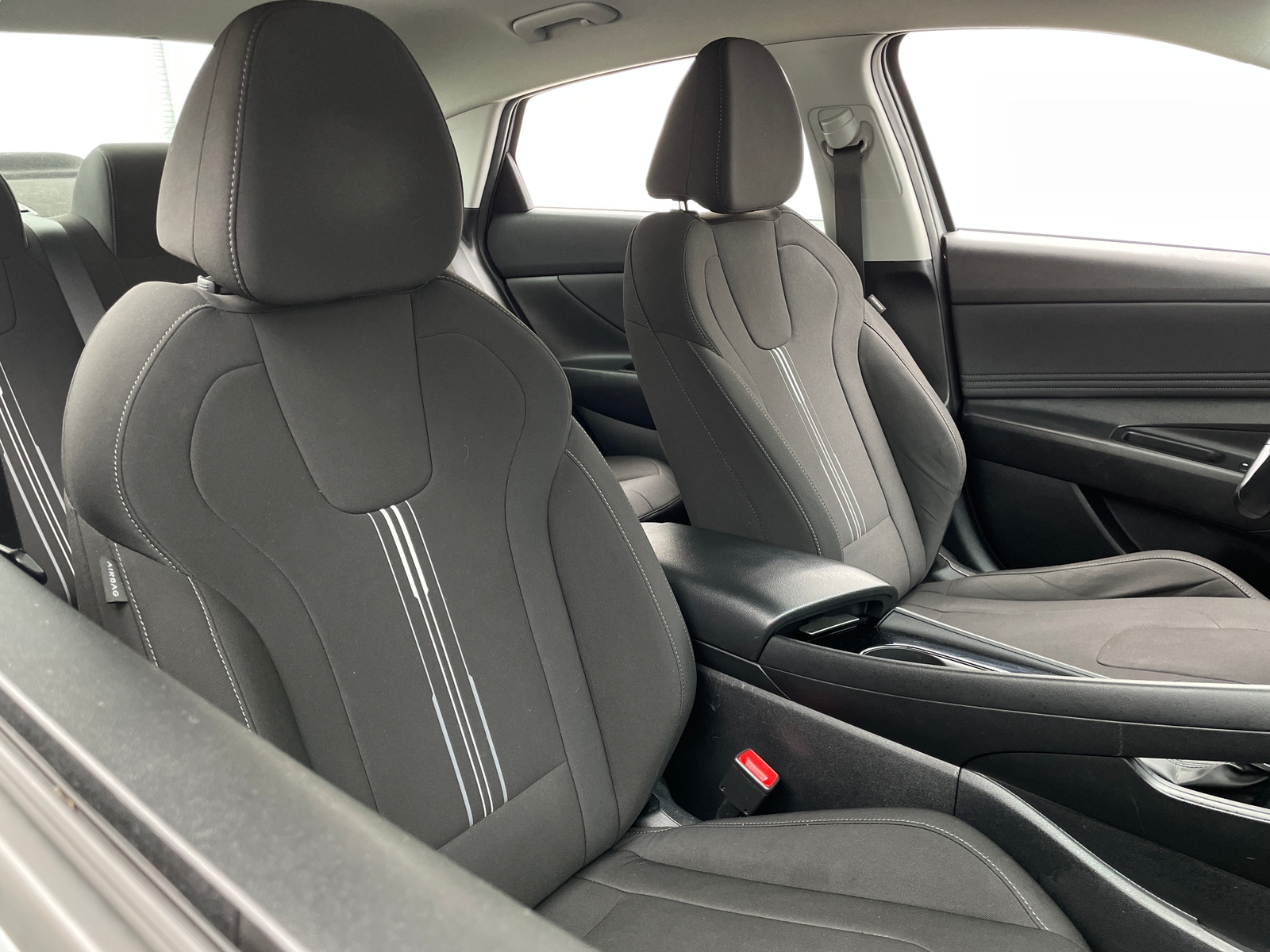 Thumbnail: 2022 Hyundai Elantra - 2