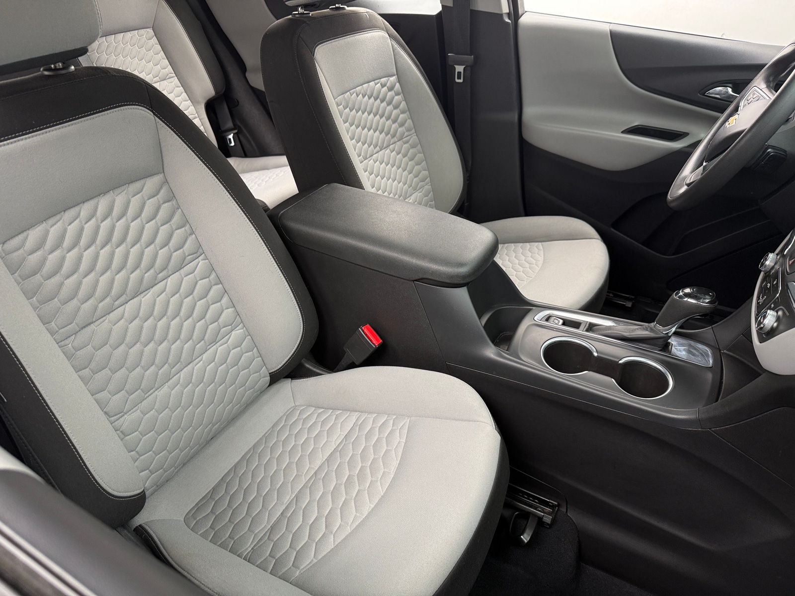 Thumbnail: 2021 Chevrolet Equinox - 2