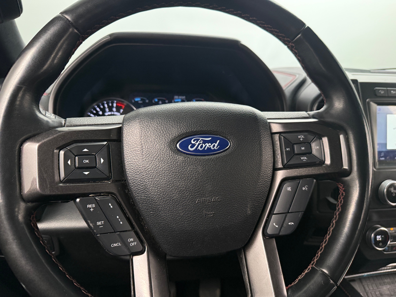 Thumbnail: 2021 Ford Expedition - 4