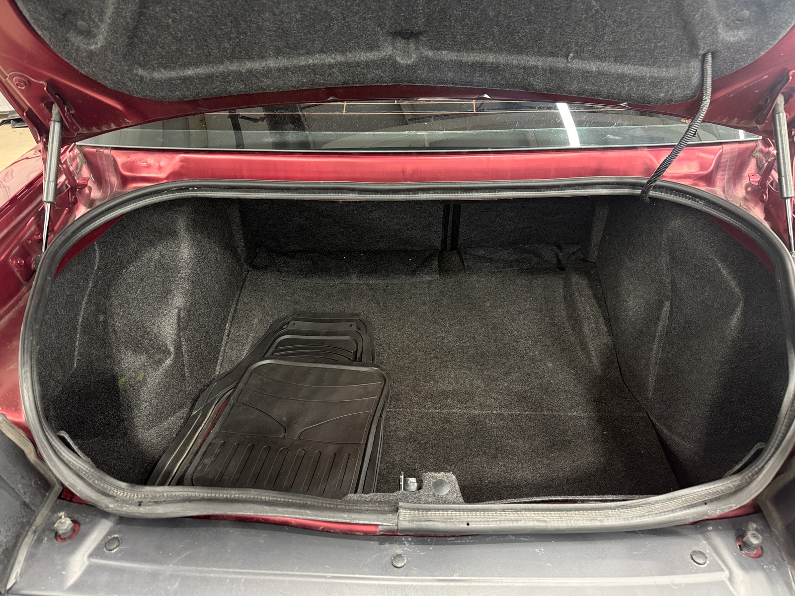 Thumbnail: 2018 Dodge Challenger - 5