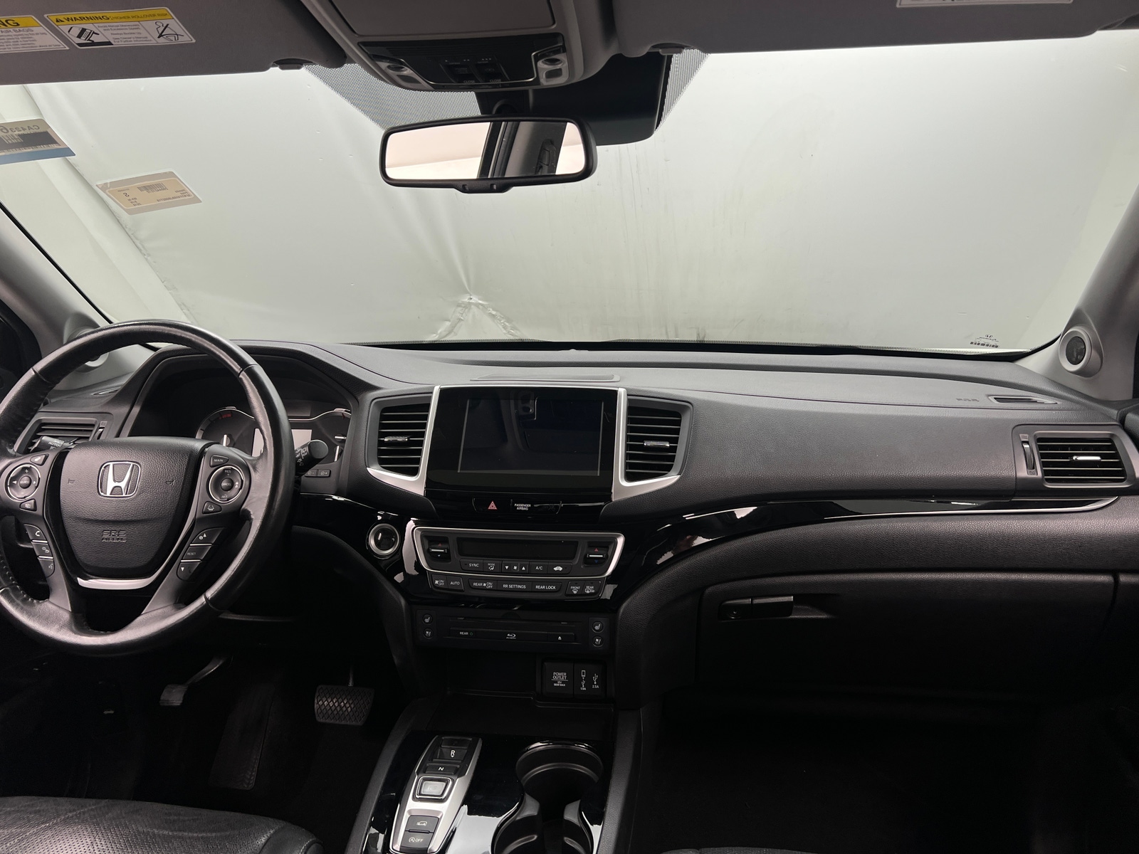 Thumbnail: 2018 Honda Pilot - 2