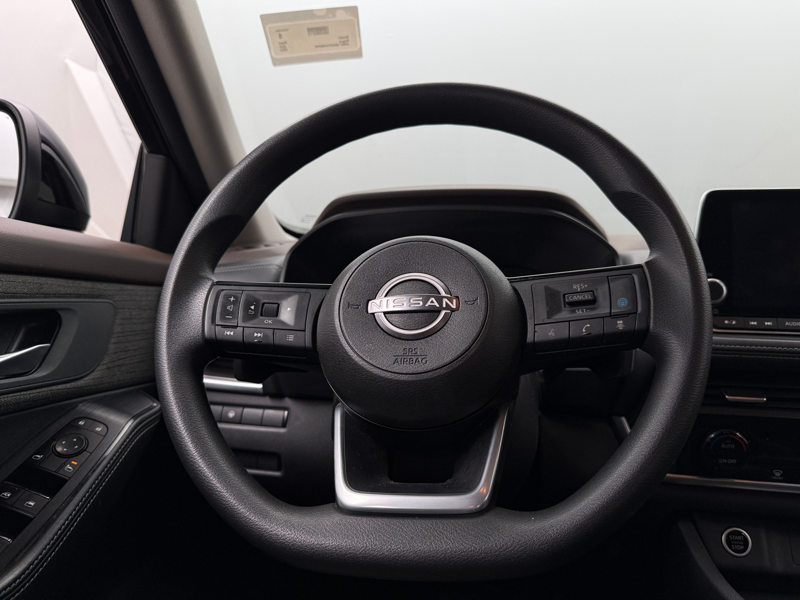 Thumbnail: 2023 Nissan Rogue - 5