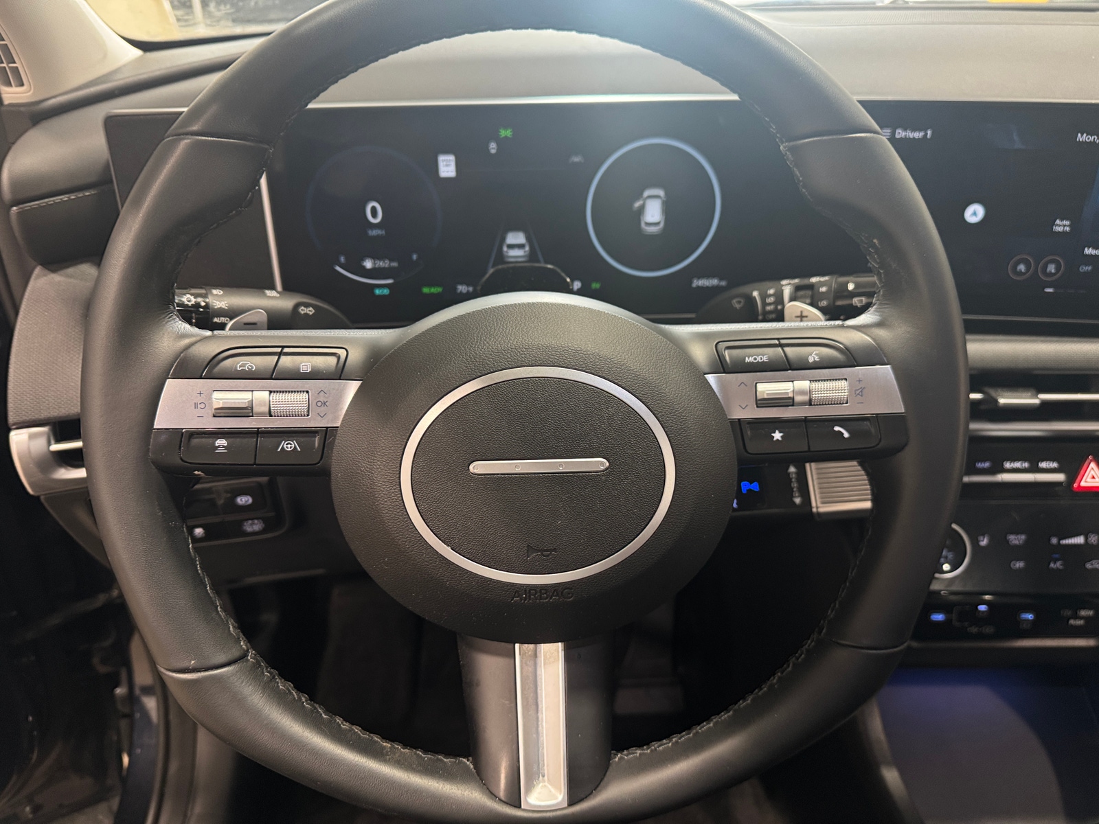 Thumbnail: 2025 Hyundai Tucson - 4