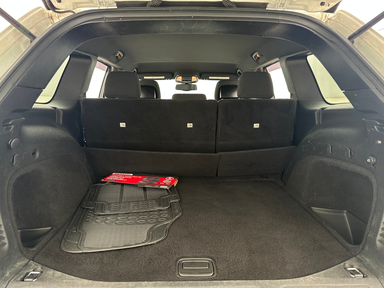 Thumbnail: 2015 Jeep Grand Cherokee - 7